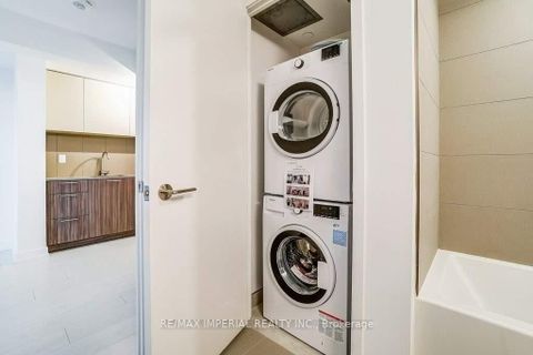 Photo 13 at 2001 - 19 Western Battery Road, Niagara, Toronto