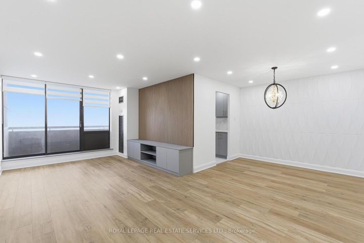 Photo 5 at 2605 - 18 Knightsbridge Road, Queen Street Corridor, Brampton