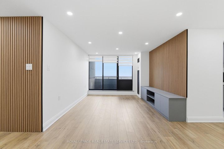 Photo 6 at 2605 - 18 Knightsbridge Road, Queen Street Corridor, Brampton