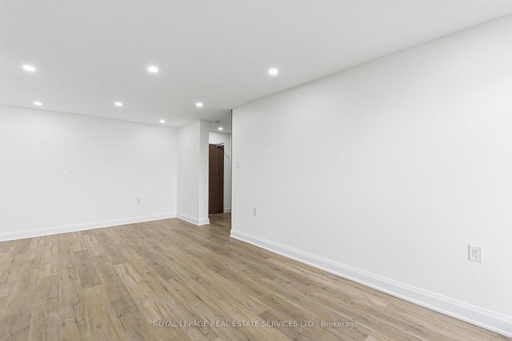 Photo 9 at 2605 - 18 Knightsbridge Road, Queen Street Corridor, Brampton