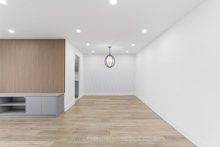 Photo 11 at 2605 - 18 Knightsbridge Road, Queen Street Corridor, Brampton