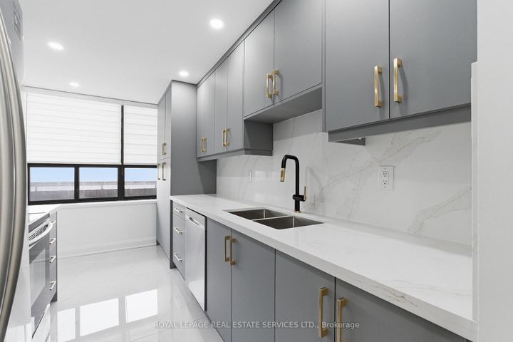 Photo 16 at 2605 - 18 Knightsbridge Road, Queen Street Corridor, Brampton