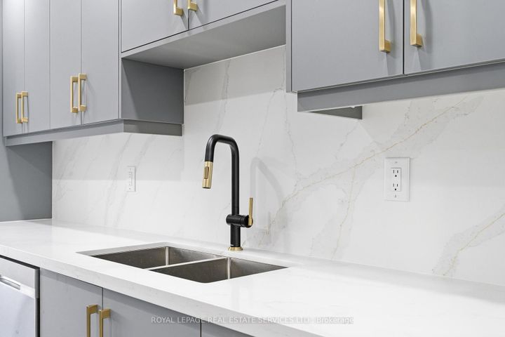 Photo 17 at 2605 - 18 Knightsbridge Road, Queen Street Corridor, Brampton