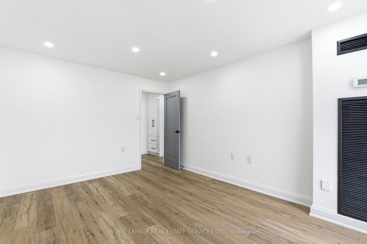 Photo 25 at 2605 - 18 Knightsbridge Road, Queen Street Corridor, Brampton