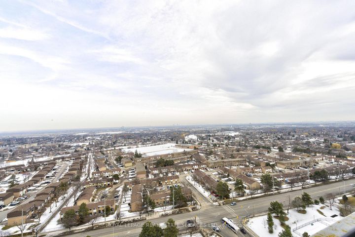 Photo 32 at 2605 - 18 Knightsbridge Road, Queen Street Corridor, Brampton