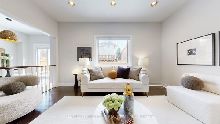 Photo 13 at 92 Canterfield Close, Markville, Markham