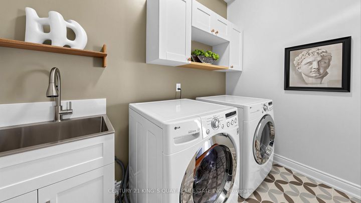 Photo 22 at 92 Canterfield Close, Markville, Markham