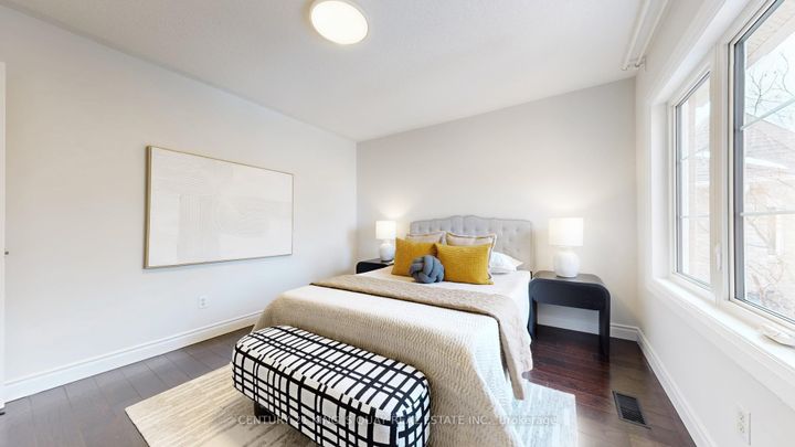 Photo 37 at 92 Canterfield Close, Markville, Markham