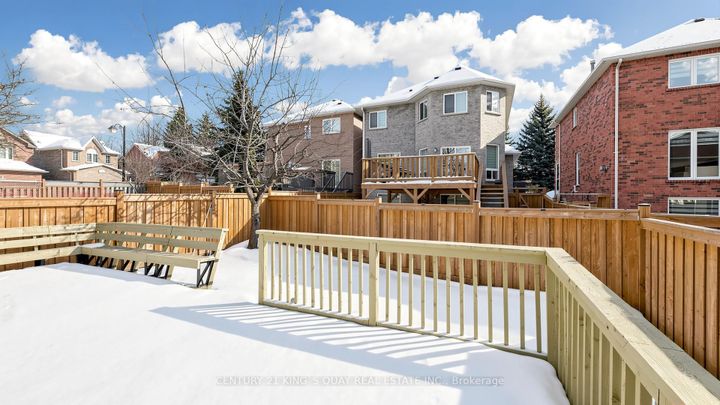 Photo 46 at 92 Canterfield Close, Markville, Markham