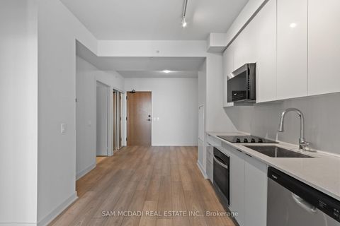 Photo 7 at 3704 - 2920 Highway 7, Concord, Vaughan