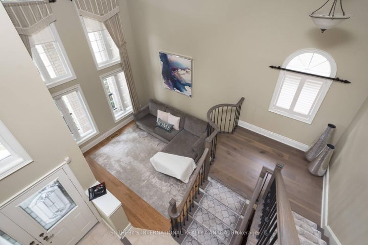 Photo 8 at 16 Saint Clare Boulevard, Vellore Village, Vaughan