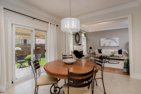 Photo 11 at 16 Saint Clare Boulevard, Vellore Village, Vaughan