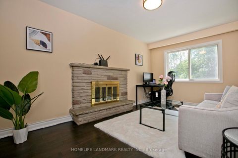 Photo 14 at 157 Pleasant View Drive, Pleasant View, Toronto