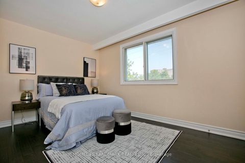 Photo 24 at 157 Pleasant View Drive, Pleasant View, Toronto