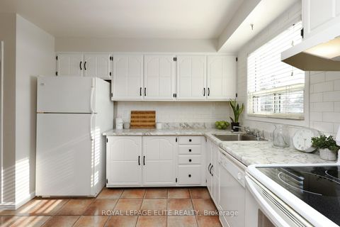 Photo 8 at 7396 Bybrook Drive, Malton, Mississauga