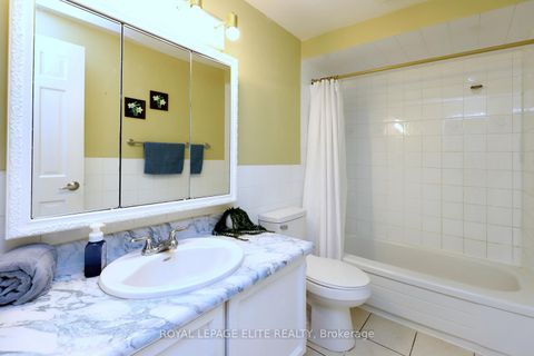 Photo 16 at 7396 Bybrook Drive, Malton, Mississauga