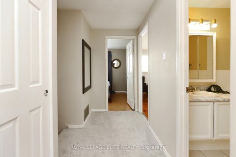 Photo 18 at 7396 Bybrook Drive, Malton, Mississauga