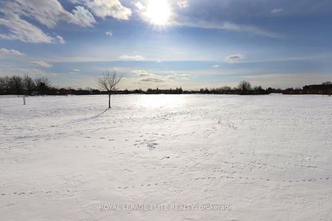 Photo 32 at 7396 Bybrook Drive, Malton, Mississauga