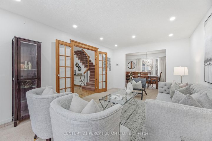 Photo 3 at 782 Aspen Road, Amberlea, Pickering