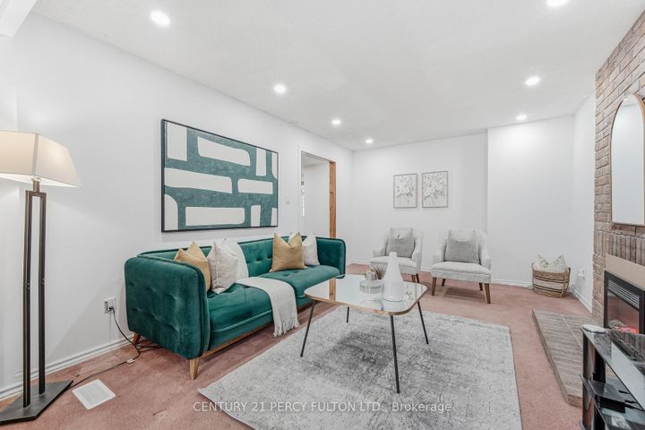 Photo 13 at 782 Aspen Road, Amberlea, Pickering