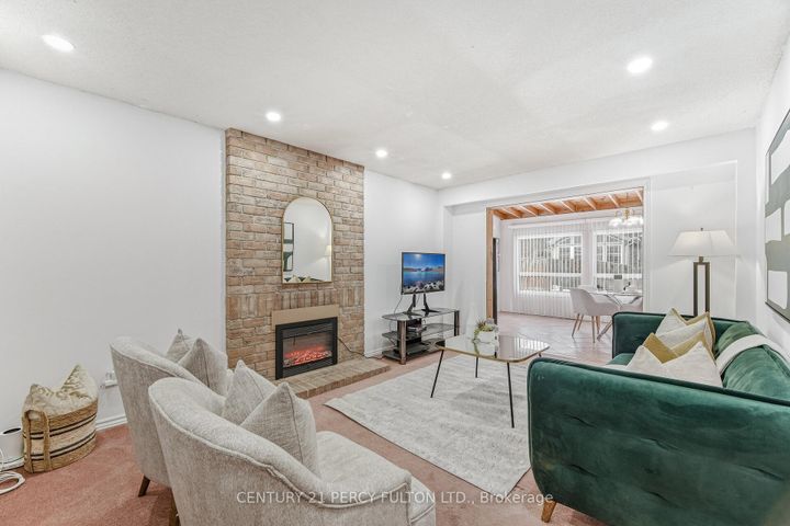 Photo 15 at 782 Aspen Road, Amberlea, Pickering