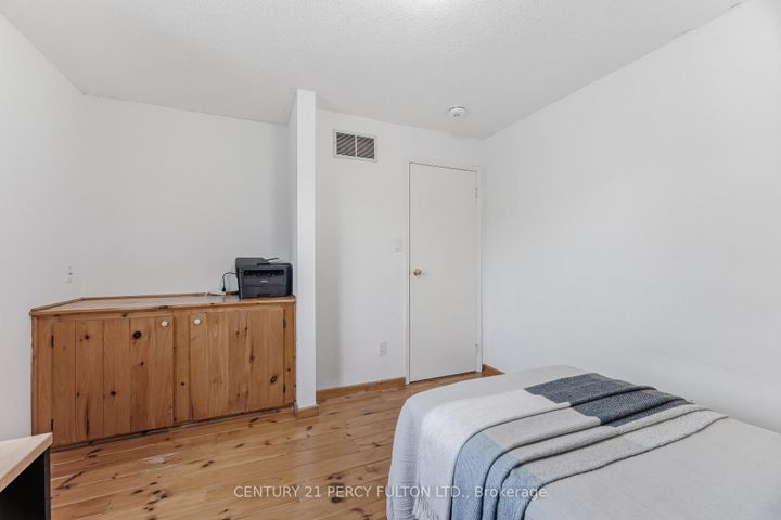 Photo 24 at 782 Aspen Road, Amberlea, Pickering