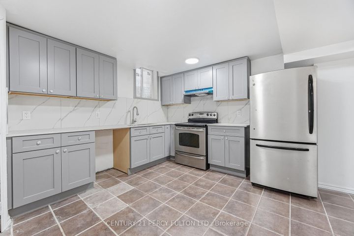 Photo 34 at 782 Aspen Road, Amberlea, Pickering