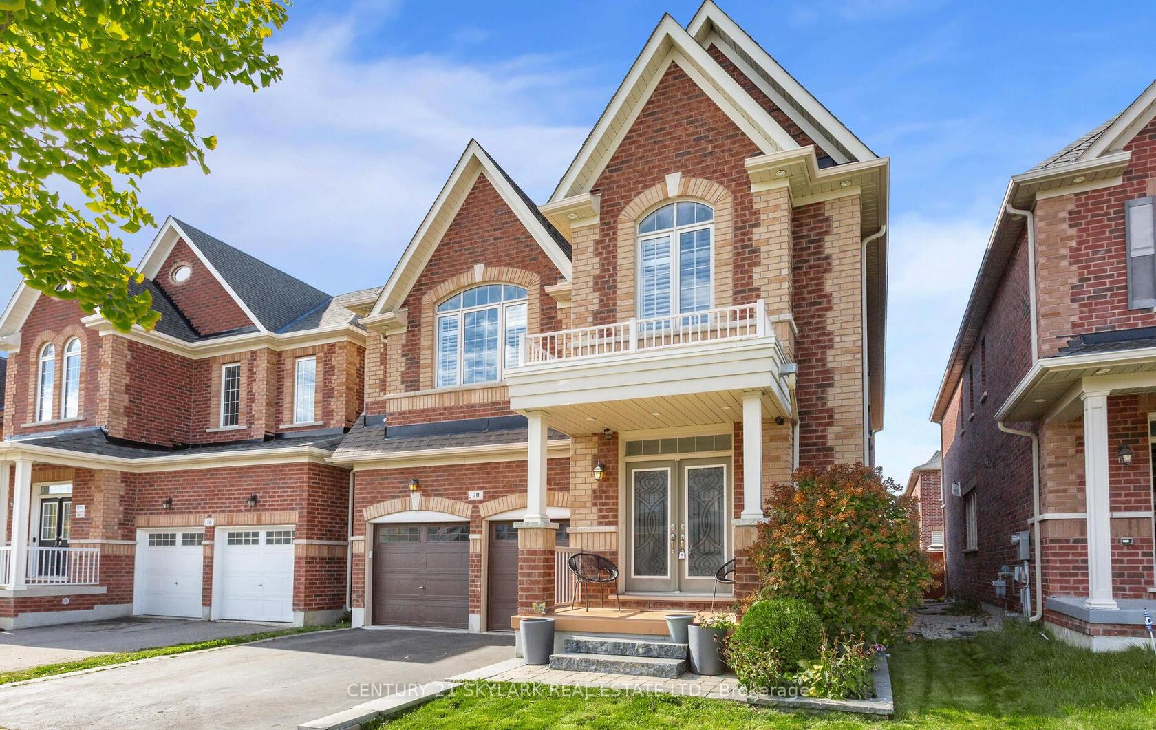 20 Nocturne Avenue, Kleinburg, Vaughan photo number 2