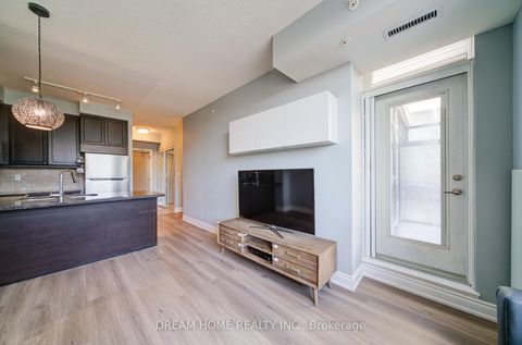 Photo 12 at 322 - 2396 Major Mackenzie Drive, Maple, Vaughan