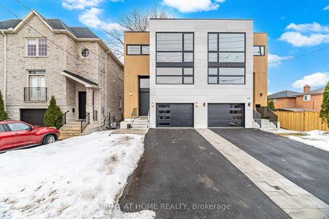 Photo 2 at 287 Valermo Drive, Alderwood, Toronto
