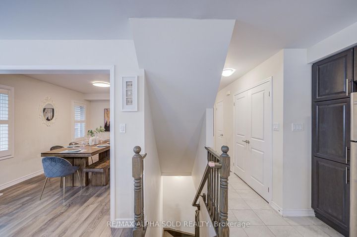 Photo 13 at 3081 Harebell Gate, GO Glenorchy, Oakville