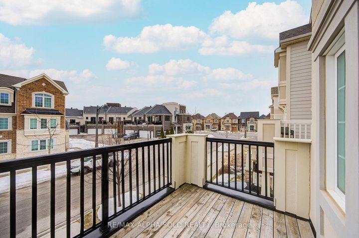 Photo 29 at 3081 Harebell Gate, GO Glenorchy, Oakville