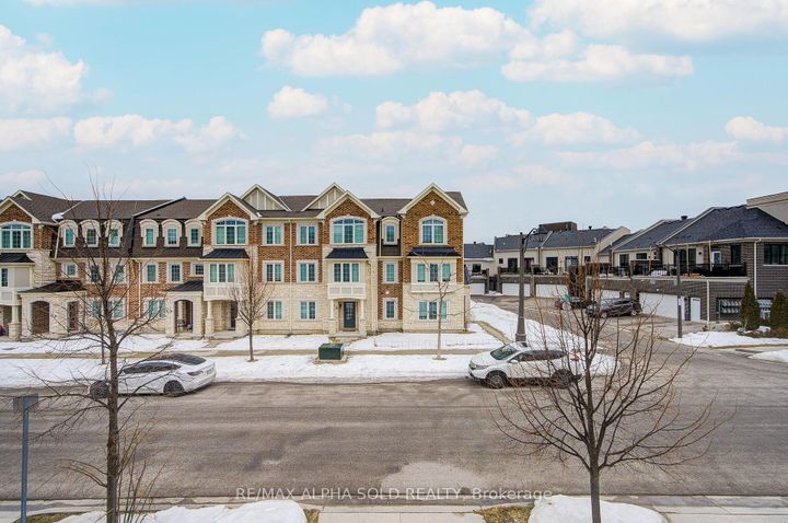 Photo 32 at 3081 Harebell Gate, GO Glenorchy, Oakville