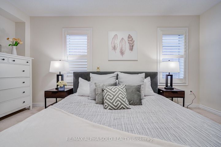 Photo 36 at 3081 Harebell Gate, GO Glenorchy, Oakville