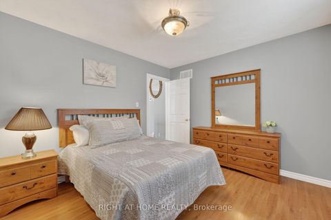 Photo 19 at 102 Monique Crescent, East Bayfield, Barrie