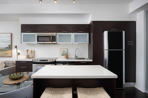 Photo 17 at 3308 - 386 Yonge Street, Bay Street Corridor, Toronto