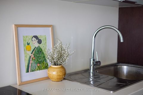 Photo 19 at 3308 - 386 Yonge Street, Bay Street Corridor, Toronto