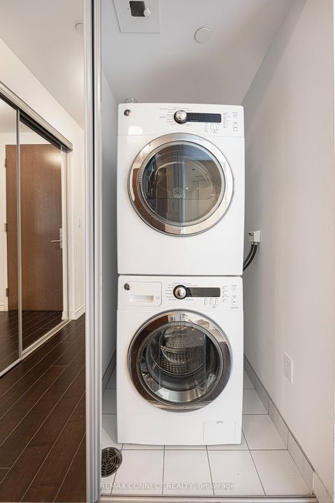 Photo 27 at 3308 - 386 Yonge Street, Bay Street Corridor, Toronto