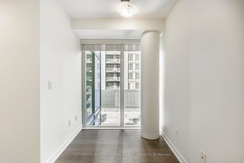 Photo 5 at 713 - 105 George Street, Moss Park, Toronto