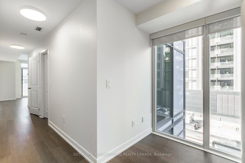 Photo 7 at 713 - 105 George Street, Moss Park, Toronto