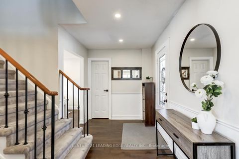 Photo 3 at 10 EMPSON Court, South West, Ajax