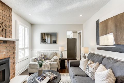 Photo 6 at 10 EMPSON Court, South West, Ajax