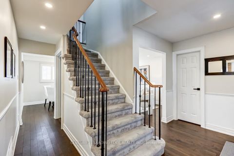 Photo 19 at 10 EMPSON Court, South West, Ajax