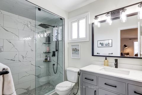 Photo 23 at 10 EMPSON Court, South West, Ajax