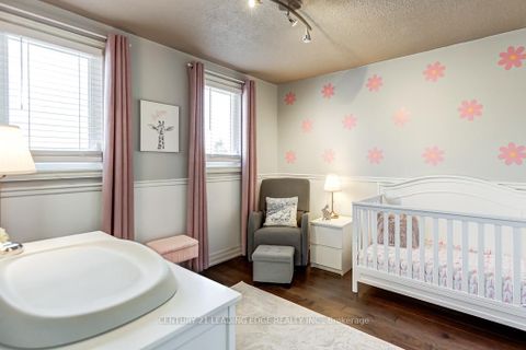 Photo 24 at 10 EMPSON Court, South West, Ajax