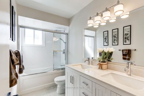 Photo 28 at 10 EMPSON Court, South West, Ajax