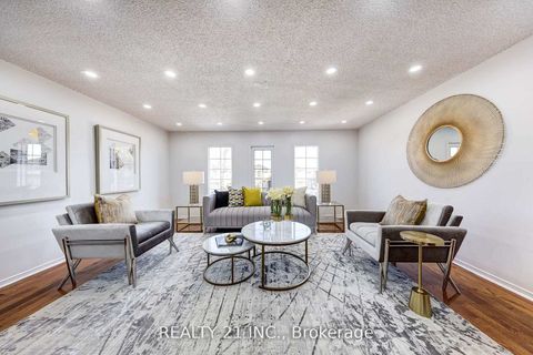 Photo 3 at 130 Morningview Trail, Rouge E11, Toronto