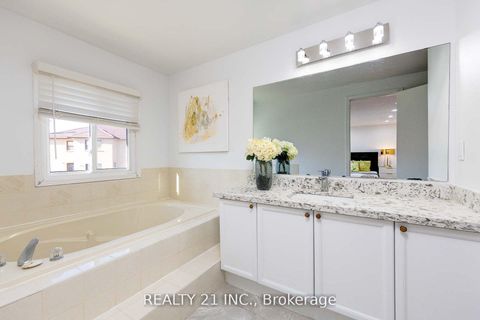 Photo 21 at 130 Morningview Trail, Rouge E11, Toronto