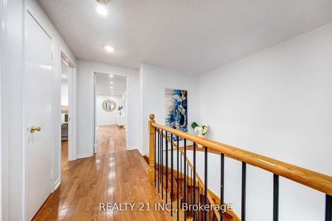 Photo 24 at 130 Morningview Trail, Rouge E11, Toronto