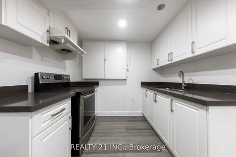 Photo 32 at 130 Morningview Trail, Rouge E11, Toronto